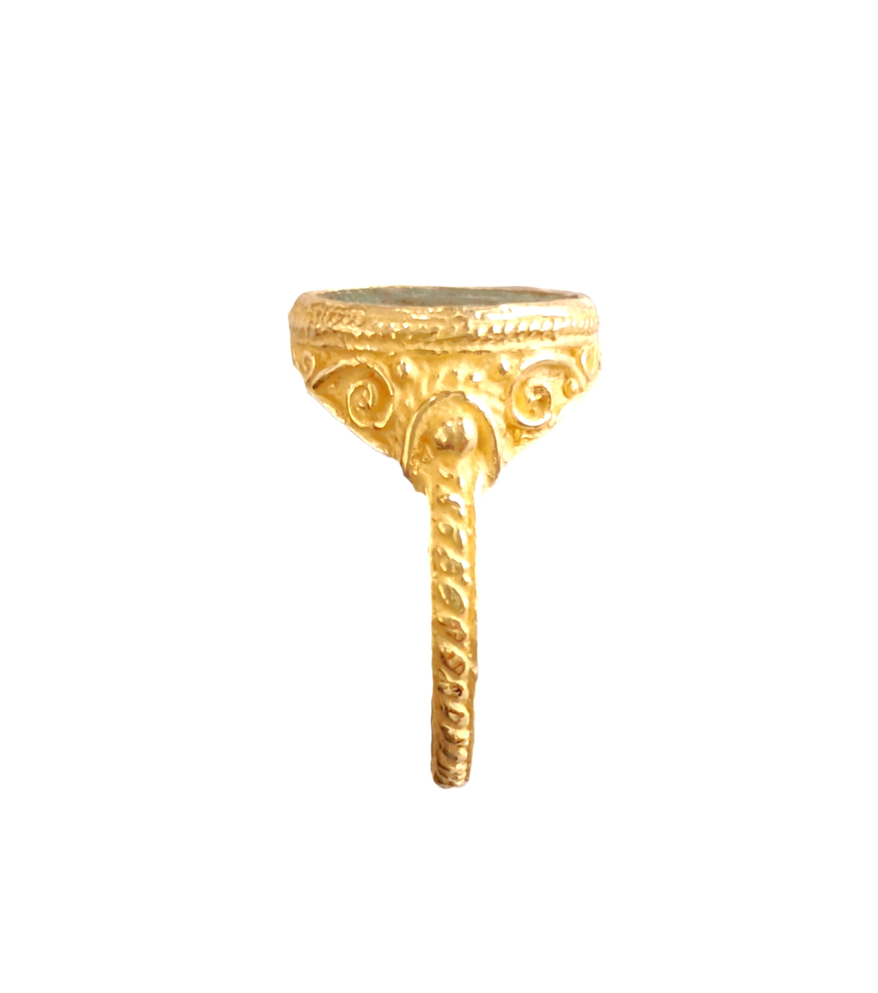 Anello in oro 18 kt e Moneta Romana