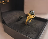 Anello in oro con diamante e perla nera