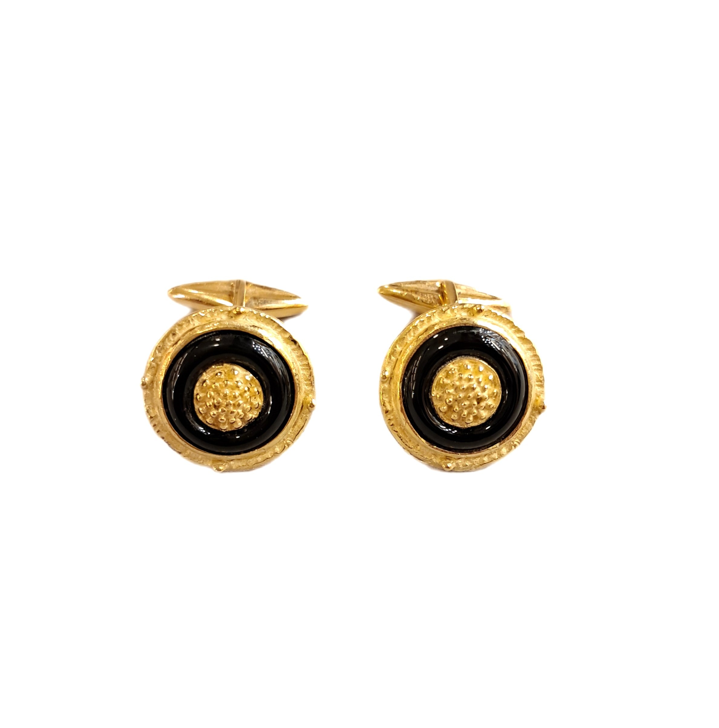 Gold cufflinks with onyx