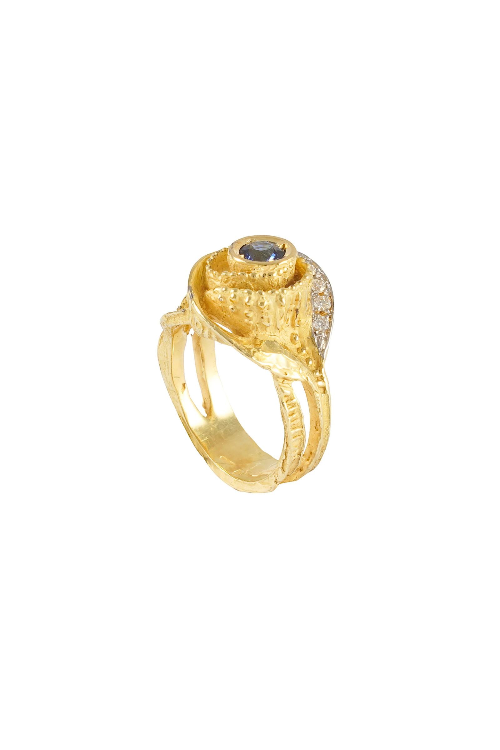 Anello in Oro Diamanti Zaffiro collezione Magma