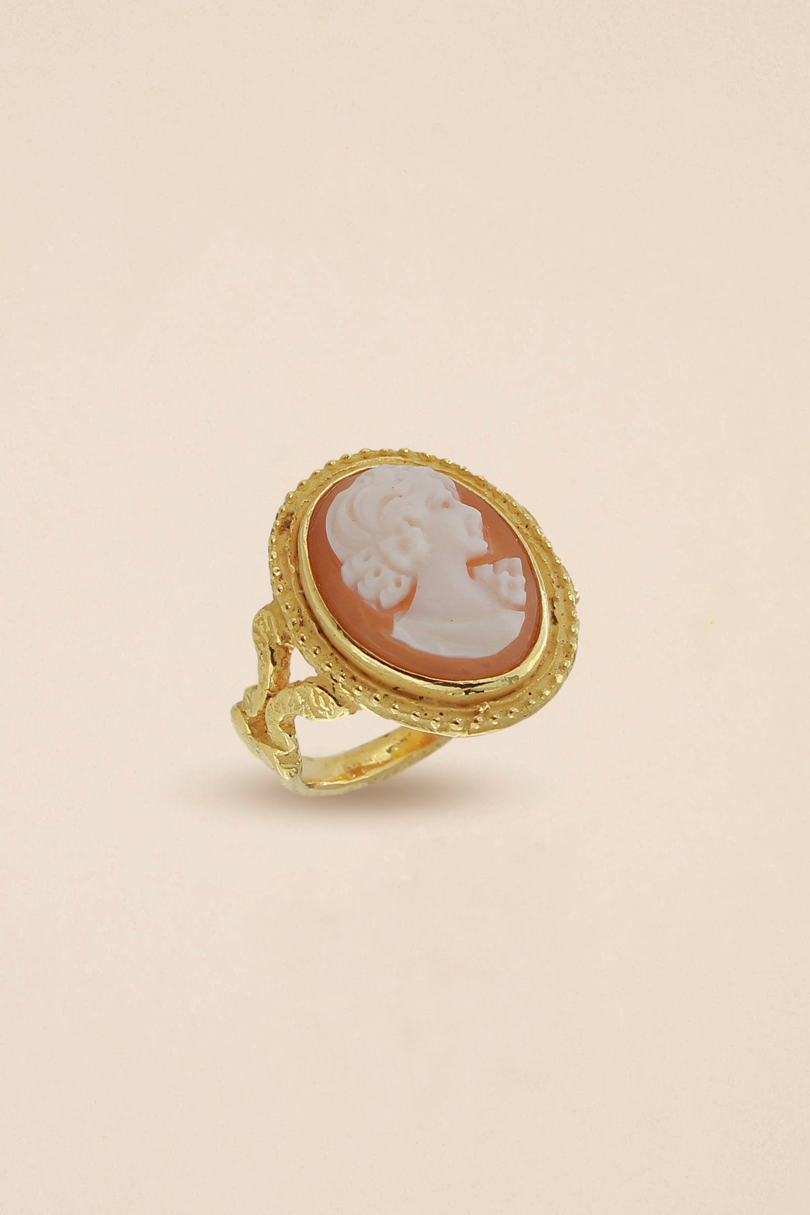 Anello in Oro Giallo con Cammeo Collezione Roma