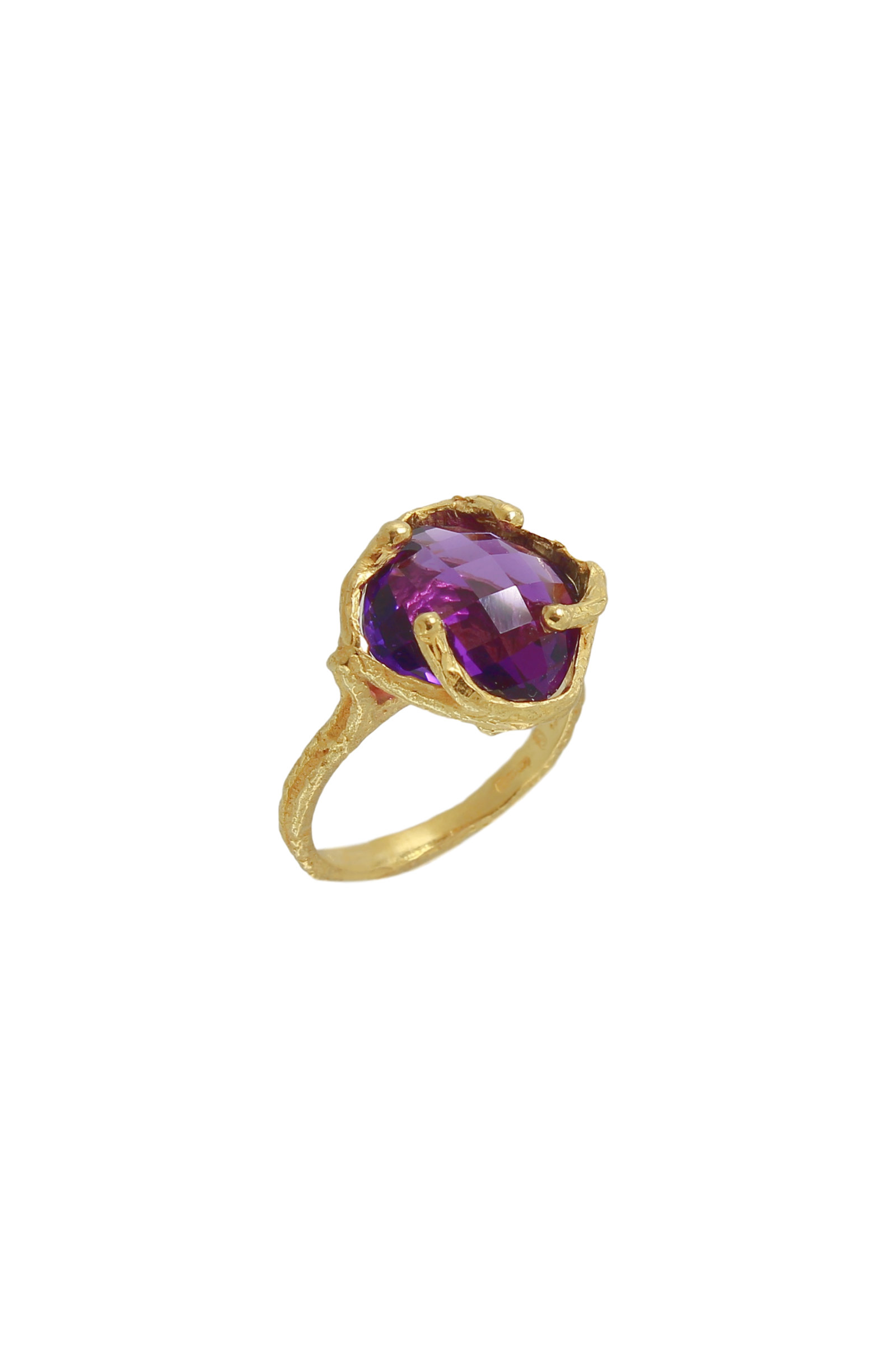 SE260B-18-Kt-Yellow-Gold-Ring-with-Purple-Amethyst-1