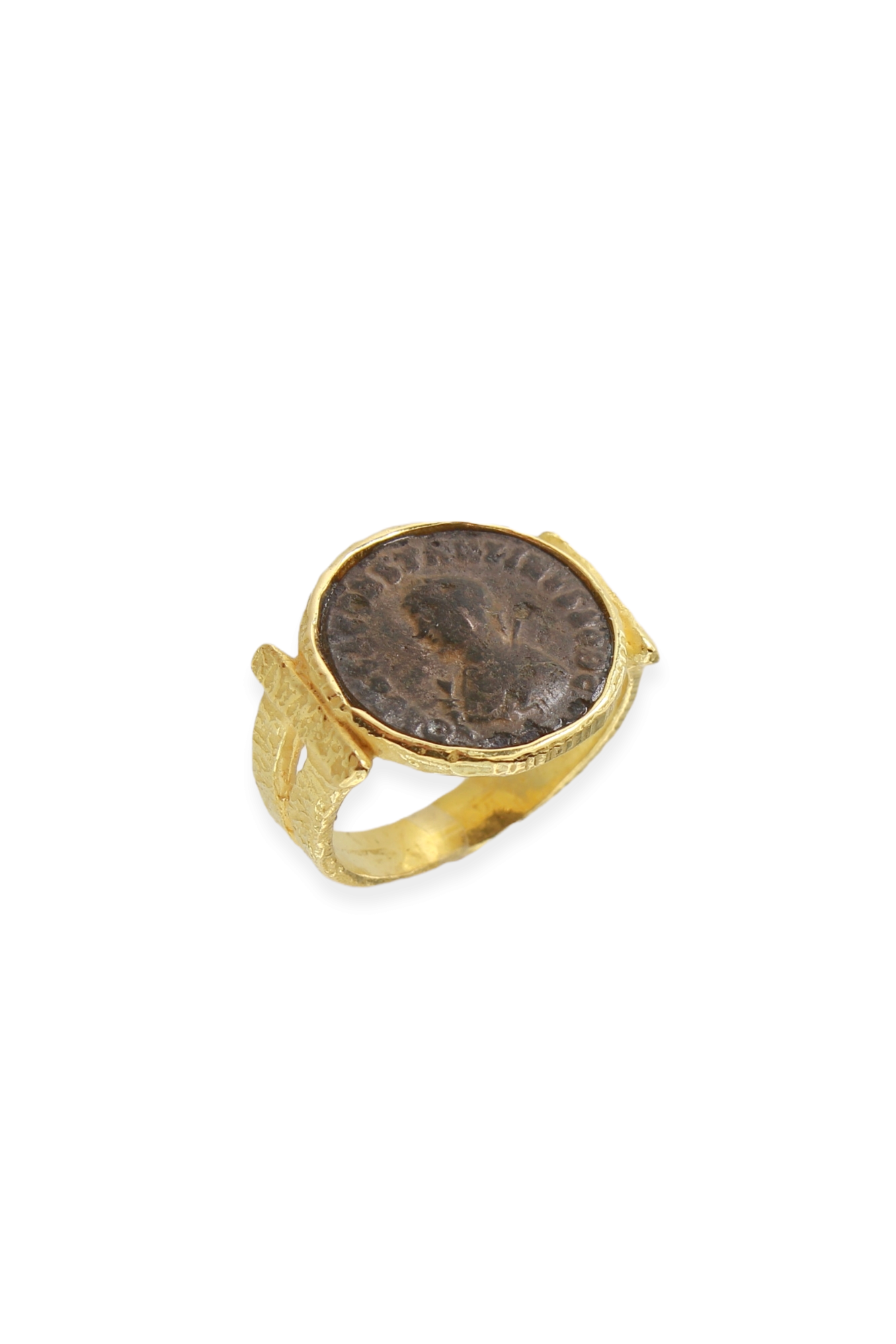 SE679B-18-Kt-Yellow-Gold-Ring-with-Roman-Coin-1