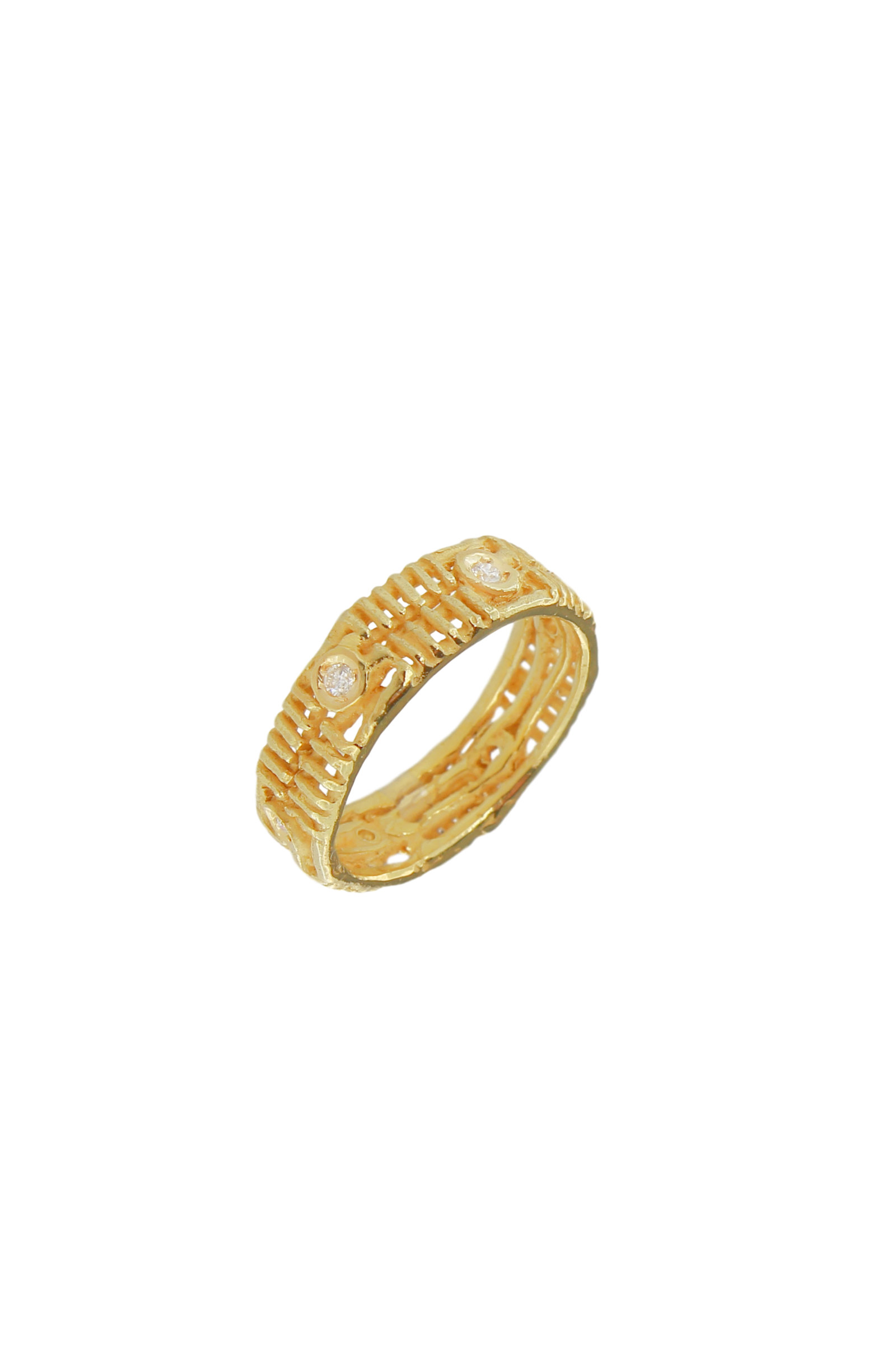 SE202B-18-Kt-Yellow-Gold-Band-Ring-with-Diamonds-1